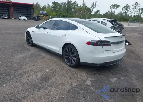 2013 Tesla Model S Performance из США, поврежденный, VIN 5YJSA1DP9DFP04076